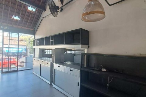 Коммерческая недвижимость в Seminyak, Бадунг, Индонезия № 8628 11