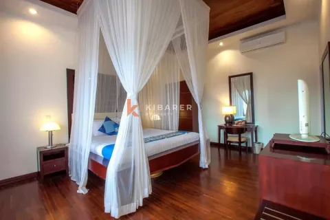 3 bedrooms Villa in Ungasan, Badung, Indonesia No. 12566 4