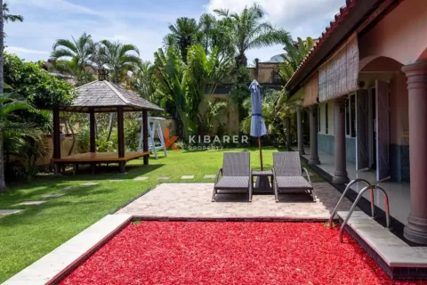 3 bedrooms Villa in Ungasan, Badung, Indonesia No. 12566 11