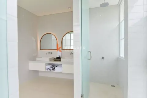 4 bedrooms Villa in Canggu, Badung, Indonesia No. 12569 17