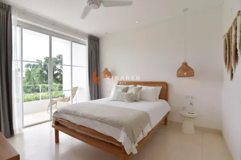 4 bedrooms Villa in Canggu, Badung, Indonesia No. 12569 25