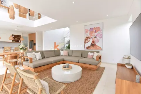 4 bedrooms Villa in Canggu, Badung, Indonesia No. 12569 7