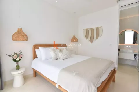 4 bedrooms Villa in Canggu, Badung, Indonesia No. 12569 27