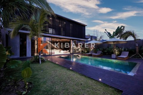 3 bedrooms Villa in Tumbak Bayuh, Mengwi, Badung, Indonesia No. 12990 2