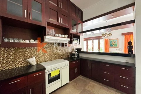 3 bedrooms Villa in Seminyak, Badung, Indonesia No. 12989 9