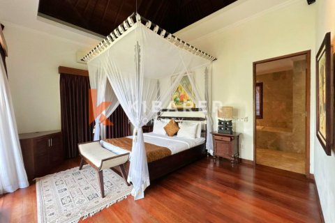 3 bedrooms Villa in Seminyak, Badung, Indonesia No. 12989 29