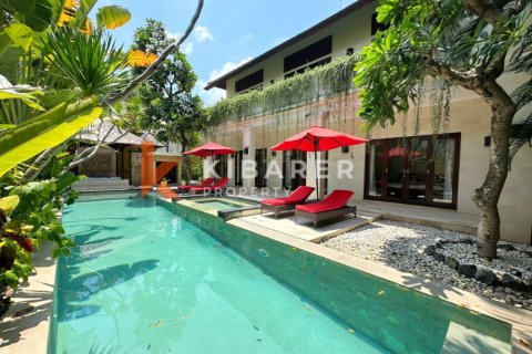 3 bedrooms Villa in Seminyak, Badung, Indonesia No. 12989 12