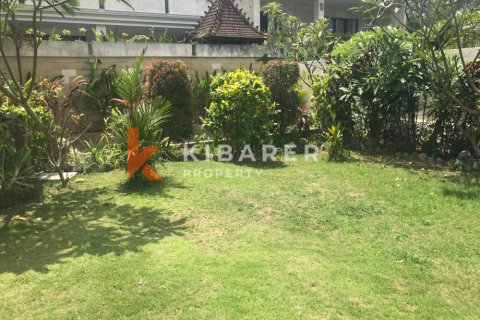 3 bedrooms Villa in Tumbak Bayuh, Mengwi, Badung, Indonesia No. 12991 6