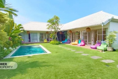 4 bedrooms Villa in Canggu, Badung,  No. 9303 28