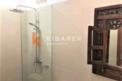 3 bedrooms Villa in Tibubeneng, Badung, Indonesia No. 13029 6