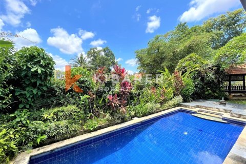 3 bedrooms Villa in Tibubeneng, Badung, Indonesia No. 13029 4