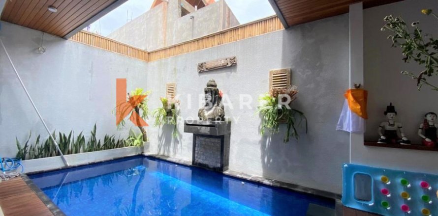 4 bedrooms Villa in Canggu, Badung, Indonesia No. 13027