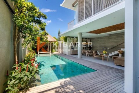 2 bedrooms Villa in Seminyak, Badung, Indonesia No. 13028