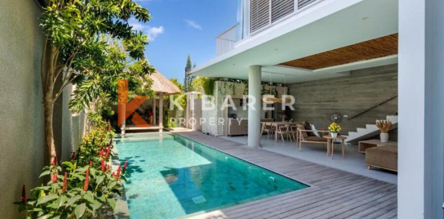 2 bedrooms Villa in Seminyak, Badung, Indonesia No. 13028