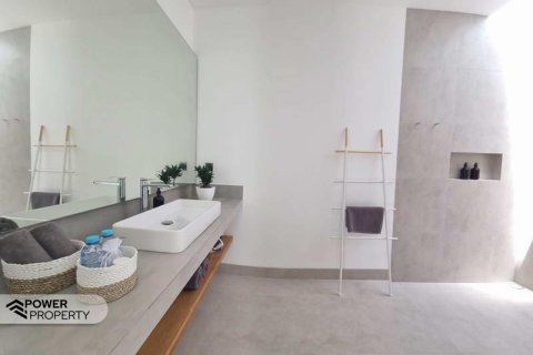 6 bedrooms Villa in Seminyak, Badung, No. 9381 29