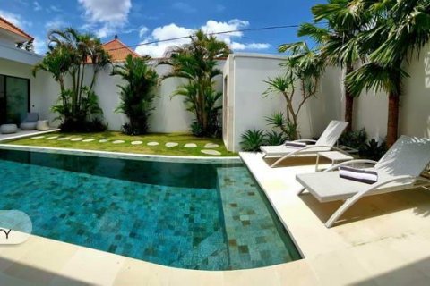 6 bedrooms Villa in Seminyak, Badung, No. 9381 28