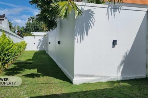 6 bedrooms Villa in Seminyak, Badung, No. 9381 11