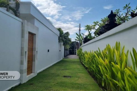 6 bedrooms Villa in Seminyak, Badung, No. 9381 5