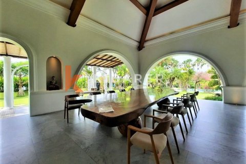 4 bedrooms Villa in Tabanan, Indonesia No. 12645 16
