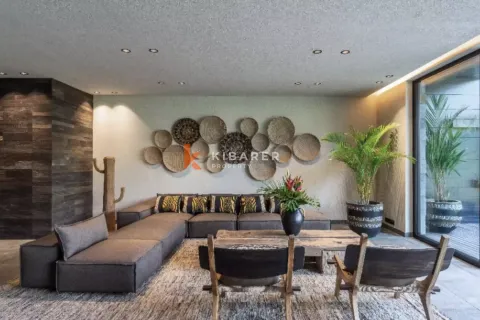 4 bedrooms Villa in Tibubeneng, Badung, Indonesia No. 12036 6