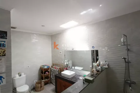3 bedrooms Villa in Kerobokan, Badung, Indonesia No. 11739 10