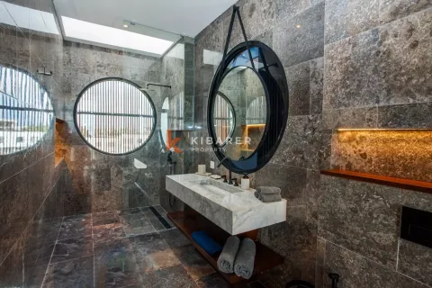 4 bedrooms Villa in Pererenan, Mengwi, Badung, Indonesia No. 11743 14