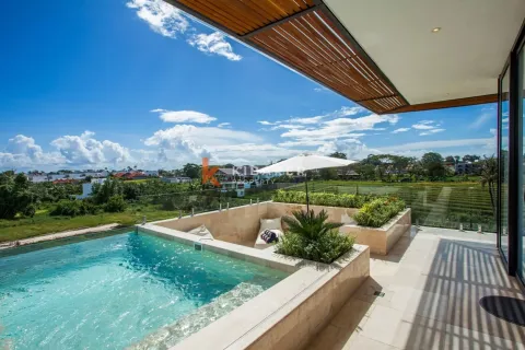 4 bedrooms Villa in Pererenan, Mengwi, Badung, Indonesia No. 11743