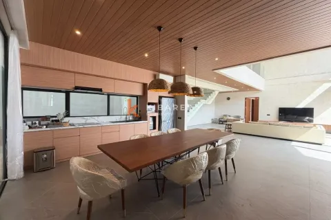 4 bedrooms Villa in Jimbaran, Badung, Indonesia No. 11744 24