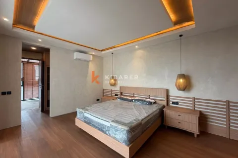 4 bedrooms Villa in Jimbaran, Badung, Indonesia No. 11744 27
