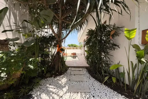 3 bedrooms Villa in Tibubeneng, Badung, Indonesia No. 11742 12