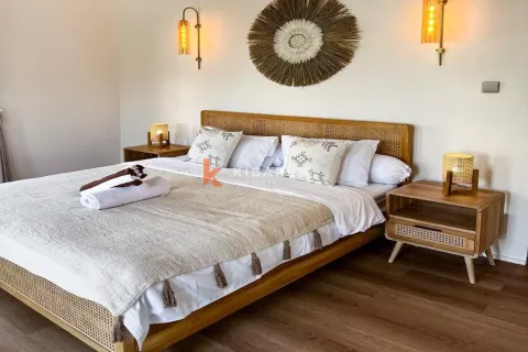 3 bedrooms Villa in Tibubeneng, Badung, Indonesia No. 11742 28
