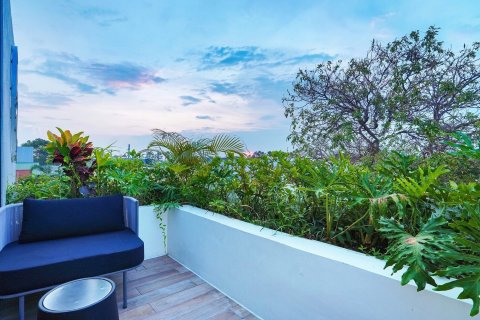 4 bedrooms Villa in AV WHITE VILLAS Tibubeneng, Badung, Indonesia No. 9653 3