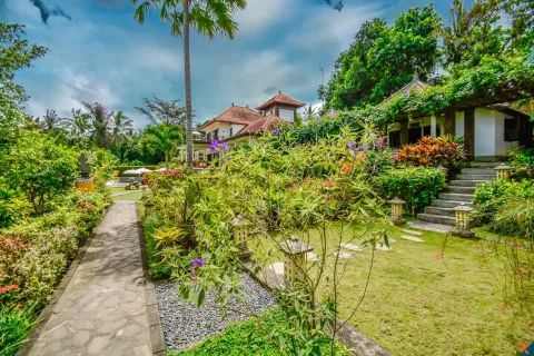 Вилла с 11 спальнями в Karangasem, Карангасем, Индонезия № 10553 4