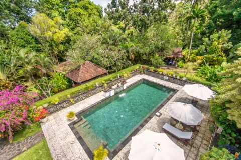Вилла с 11 спальнями в Karangasem, Карангасем, Индонезия № 10553 9