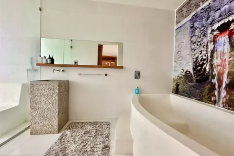 5 bedrooms Villa in Pererenan, Mengwi, Badung, Indonesia No. 10871 8