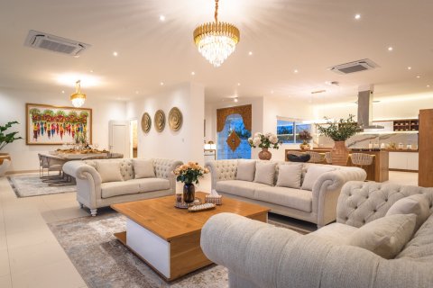 600m2 Villa in Buleleng, Indonesia No. 13684 4