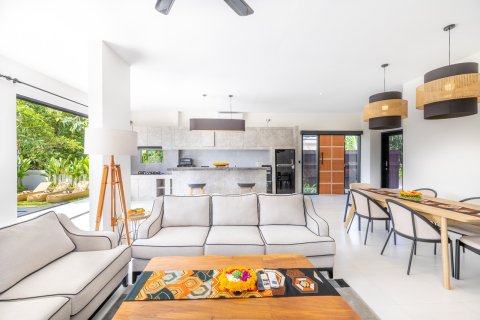 200m2 Villa in Tumbak Bayuh, Mengwi, Badung, Indonesia No. 13685 8