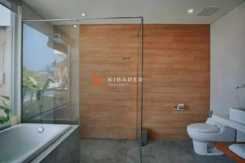 100m2 Villa in Kerobokan, Badung, Indonesia No. 12815 3