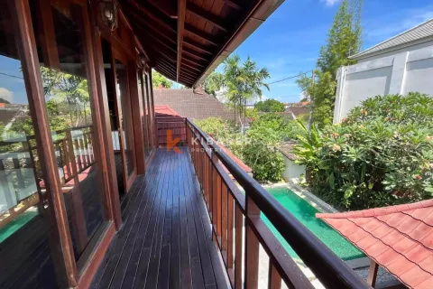 3 bedrooms Villa in Denpasar, Indonesia No. 12820 30
