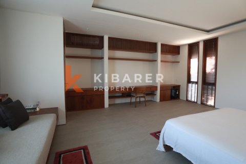 4 bedrooms Villa in Jimbaran, Badung, Indonesia No. 11841 30