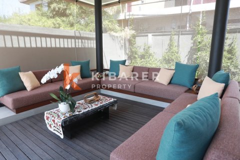 4 bedrooms Villa in Jimbaran, Badung, Indonesia No. 11841 8
