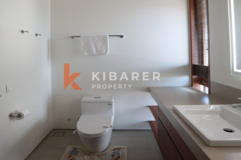 4 bedrooms Villa in Jimbaran, Badung, Indonesia No. 11841 26