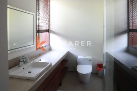 4 bedrooms Villa in Jimbaran, Badung, Indonesia No. 11841 22