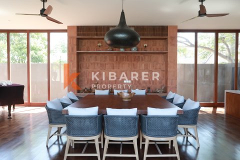4 bedrooms Villa in Jimbaran, Badung, Indonesia No. 11841 14