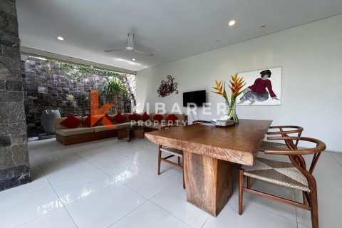 2 bedrooms Villa in Seminyak, Badung, Indonesia No. 11843 13