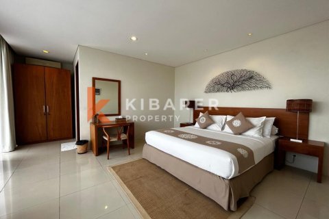 2 bedrooms Villa in Seminyak, Badung, Indonesia No. 11843 16