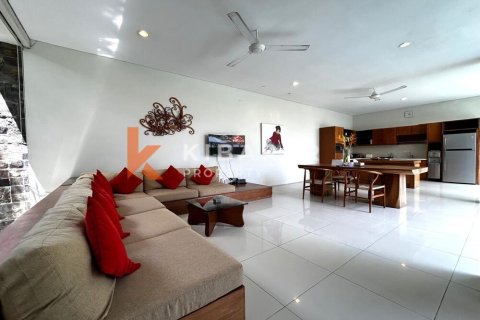 2 bedrooms Villa in Seminyak, Badung, Indonesia No. 11843 10