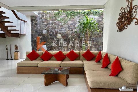 2 bedrooms Villa in Seminyak, Badung, Indonesia No. 11843 8