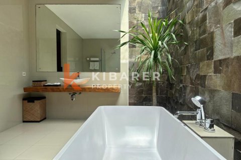 2 bedrooms Villa in Seminyak, Badung, Indonesia No. 11843 24