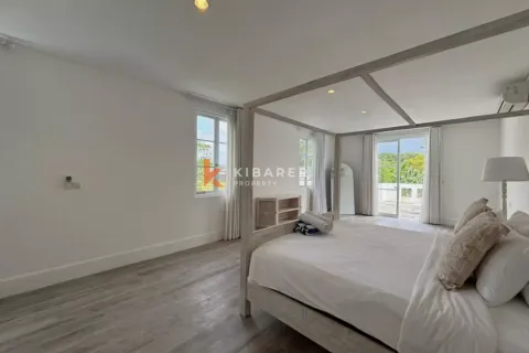 3 bedrooms Villa in Tibubeneng, Badung, Indonesia No. 11847 20